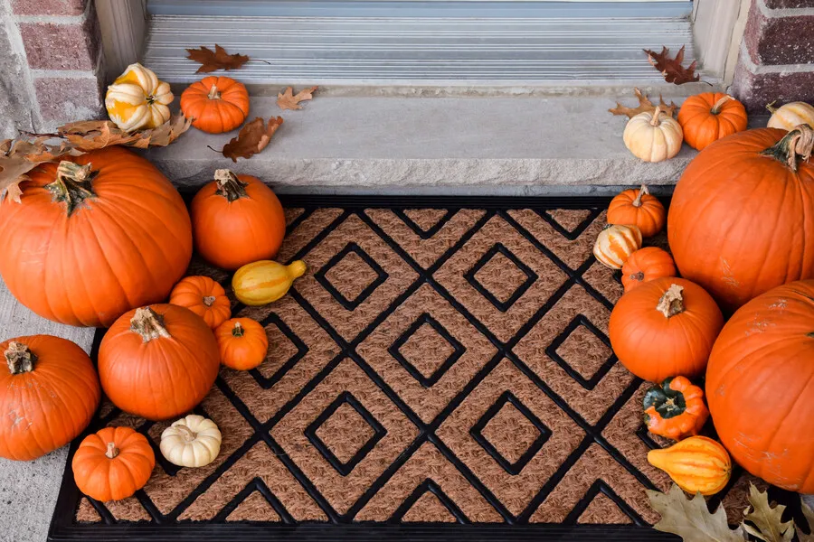 front-porch-decorated-with-pumpkins-and-gourds-2022-10-17-23-25-40-utc.g3muQf7.webp